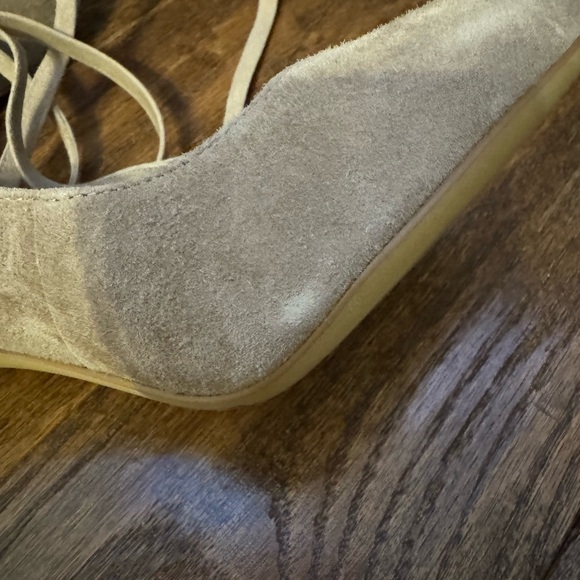 BCBGeneration - Picture 2 of 5